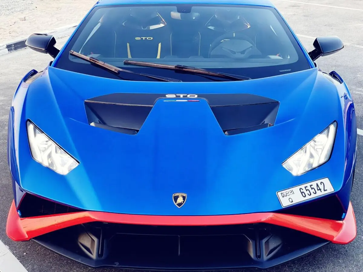 Lamborghini STO Blue 2023